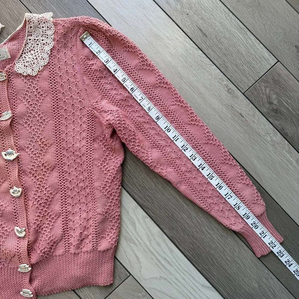 Día North Of Boston 1987 Vintage Cardigan With Teapots & Teacups Buttons - Picture 5 of 10